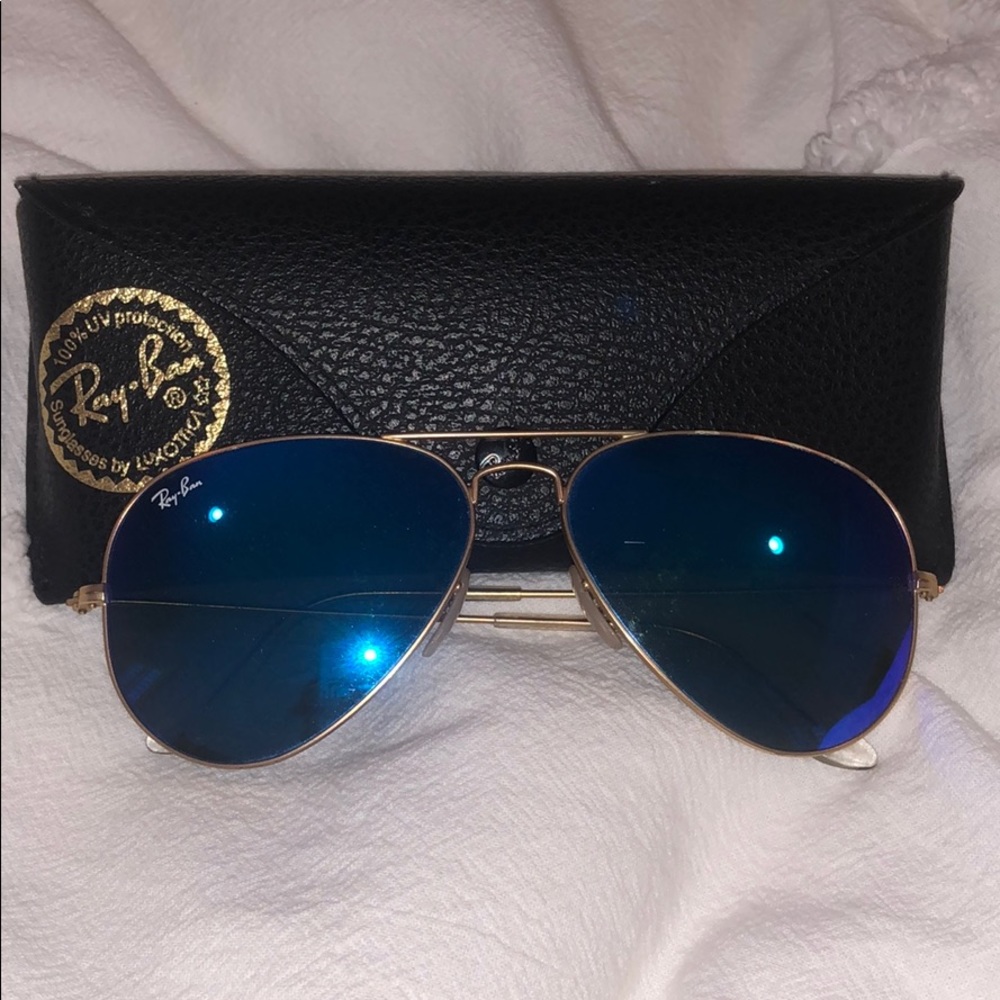 Blue Mirrored ray-ban aviator sunglasses